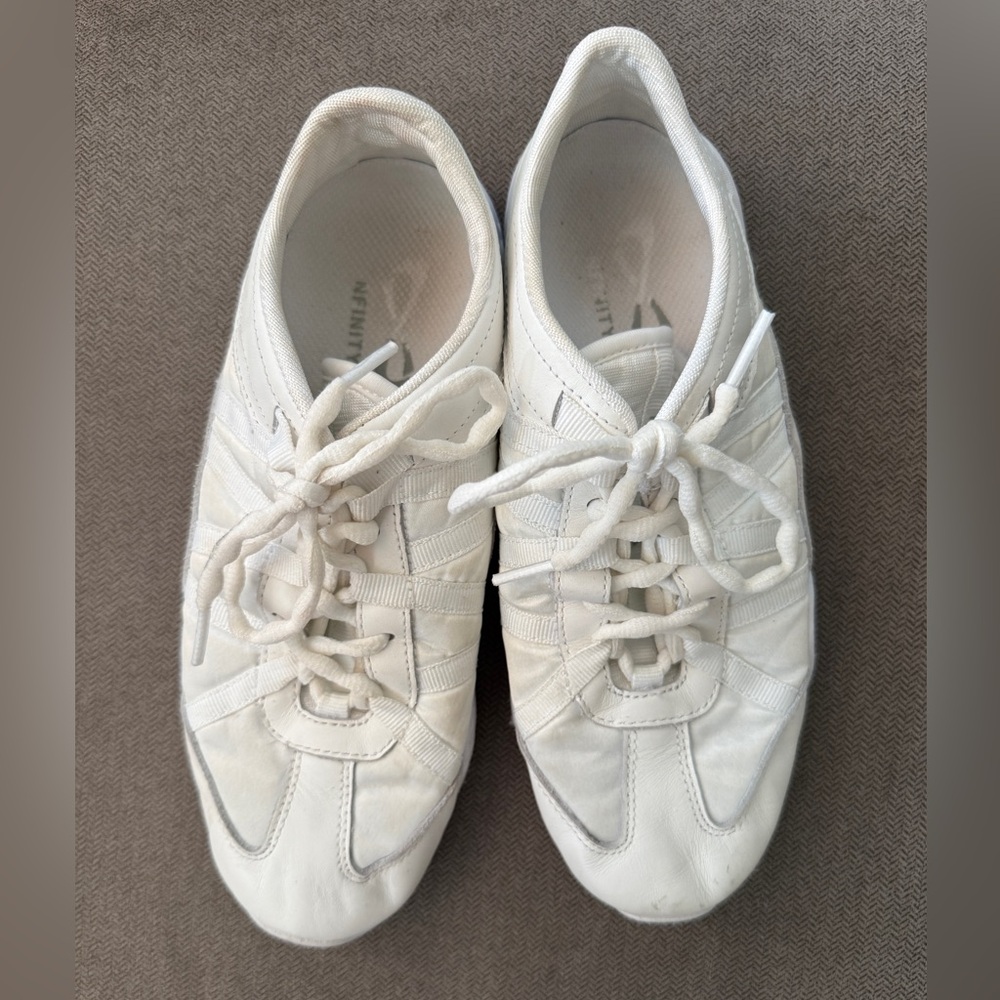NFINITY Evolution CHEER SHOE Size